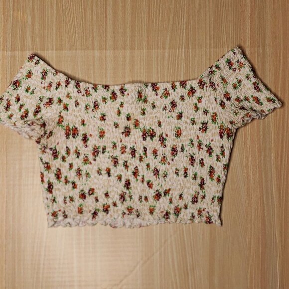 Topshop Womens White Floral  Shirred Short Sleeve Crop Top 12 - Picture 2 of 6